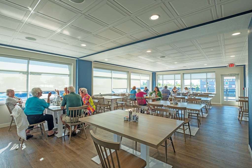 The Harborview, Ascend Hotel Collection Port Washington Restaurant bilde
